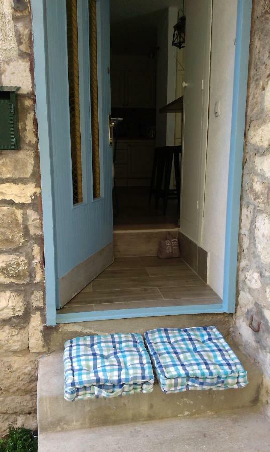 Liza'S Downtown Apartment Hvar Town Buitenkant foto